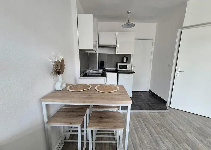 Le Cocon-t2-proche Du Centre-wifi アパート *